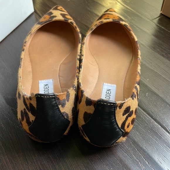 Leopard flats - Steve Madden Vegass - Picture 2 of 3